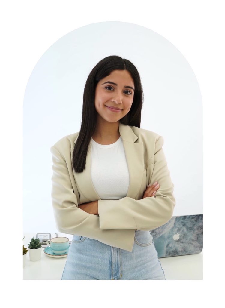 yelina jimenez sobre mi